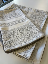 Load image into Gallery viewer, Blurred Lines