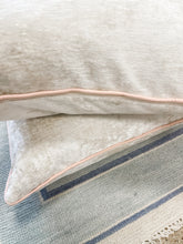 Load image into Gallery viewer, Velvet Crush