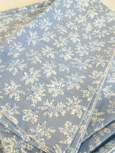 Load image into Gallery viewer, Blue Bouquet