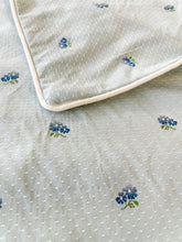 Load image into Gallery viewer, Little Lilac