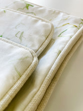 Load image into Gallery viewer, Harold